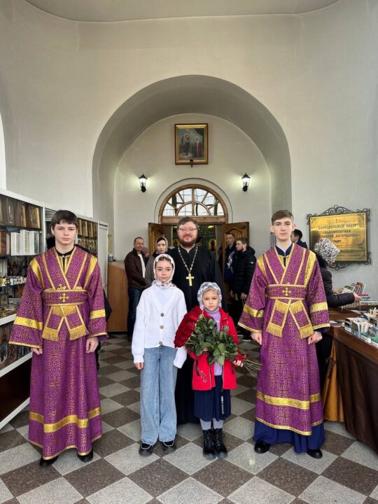 В праздник Благовещения Пресвятой Богородицы архиепископ Лукиан возглавил Божественную литургию в Благовещенском кафедральном соборе