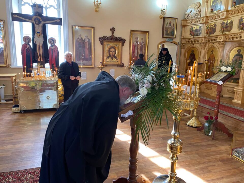 В канун Вербного воскресенья архиепископ Лукиан совершил всенощное бдение в Гавриило-Архангельскогом храме
